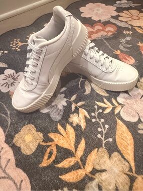 Puma White Women's Low-Top Platform Sneakers